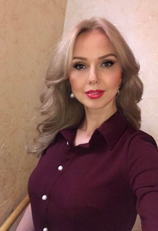 Alina • 44 • Autriche