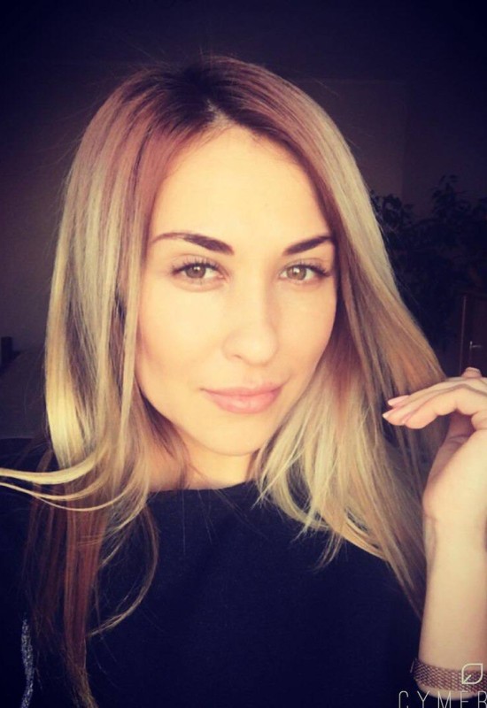 Anna • 36 • Russia