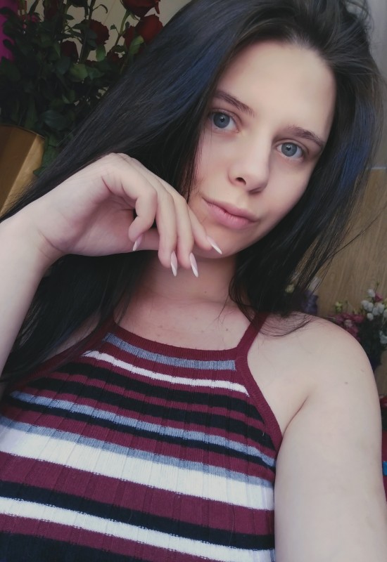 Anna • 27 • Украина