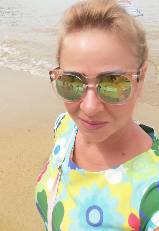 Angelika • 45 • Russia