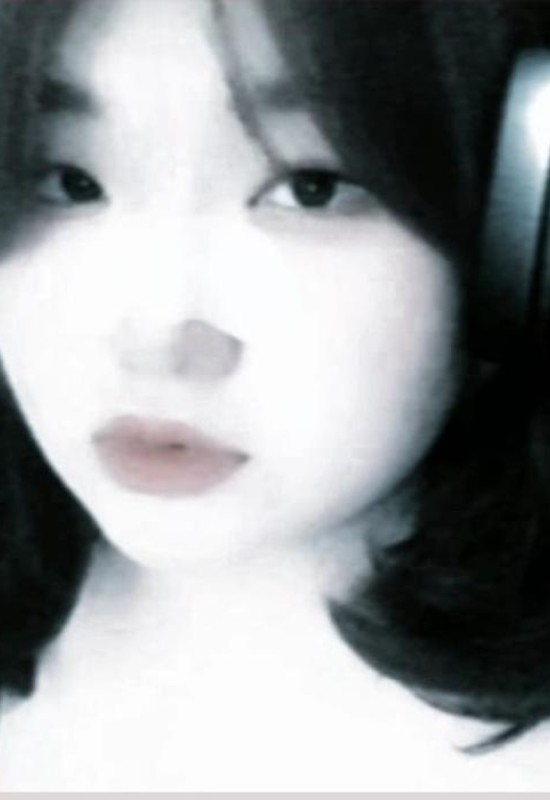 Arya • 21 • Russia