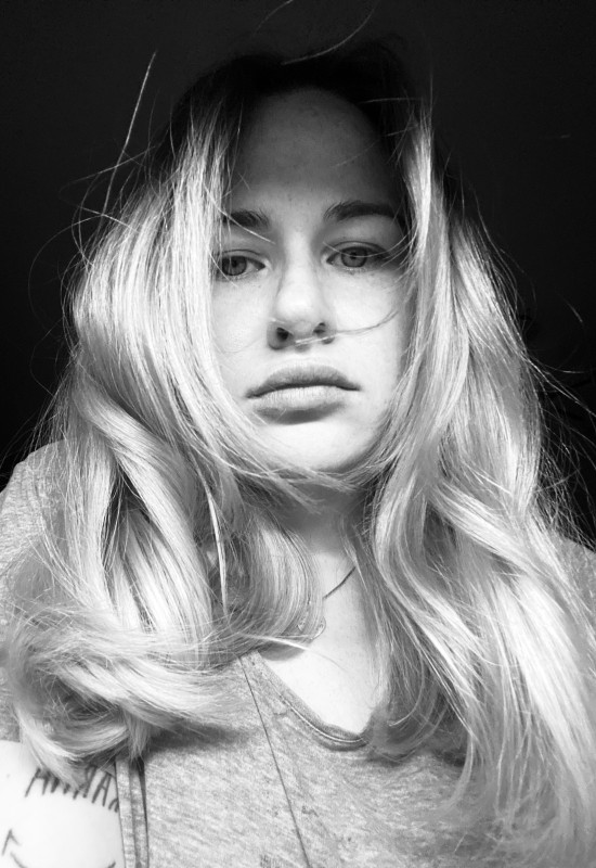 Svetlana • 37 • Russia