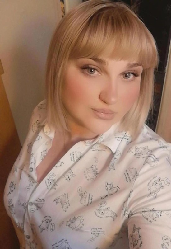 Ekaterina • 38 • Russia