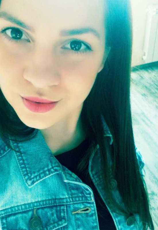 Elena • 33 • Russia