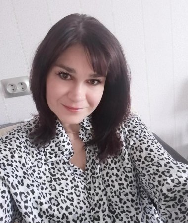 Ekaterina, 45