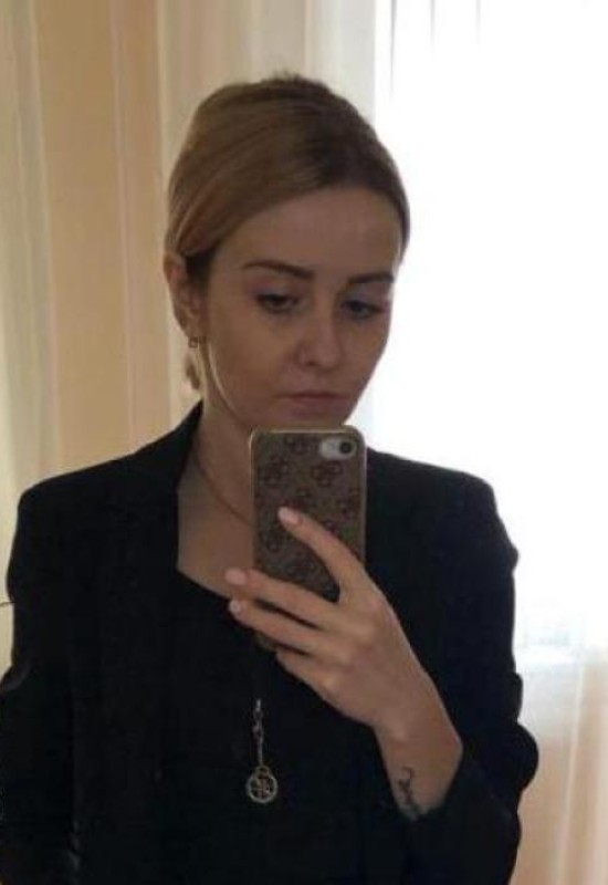 Irina • 34 • Russie