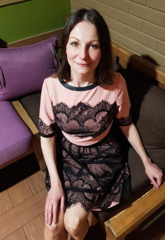 Irina • 45 • Moldavie