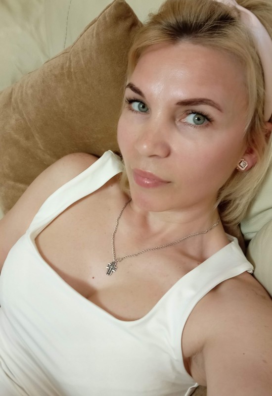 Inna • 49 • Allemagne