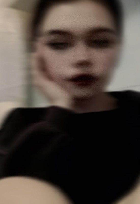 Lena • 23 • Russie