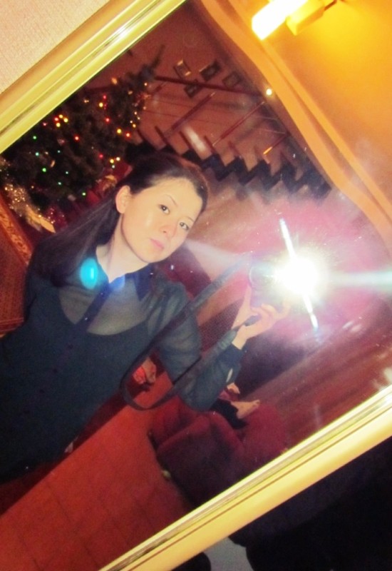 Laura • 34 • Kazakhstan