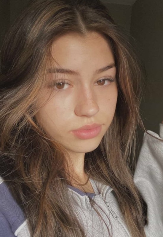 Macha • 23 • Україна