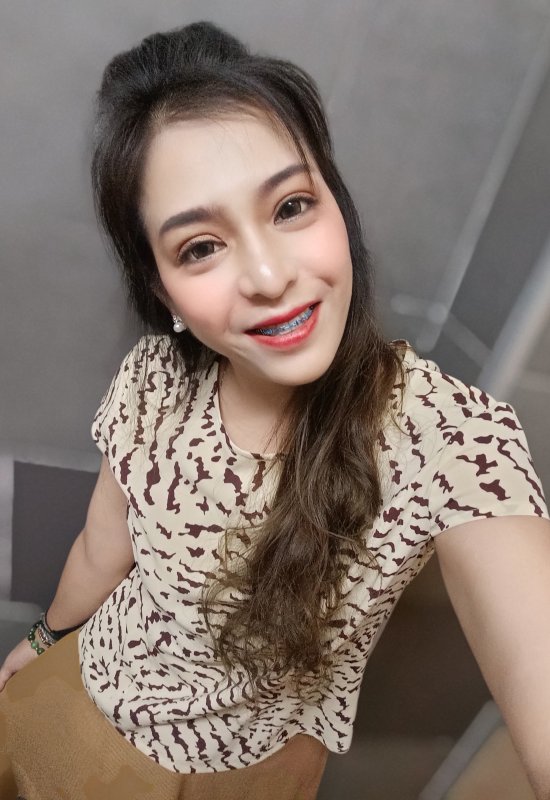 Nonlaphan  • 38 • Thailand