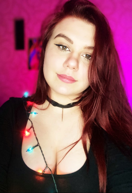 Mirra • 29 • Ukraine