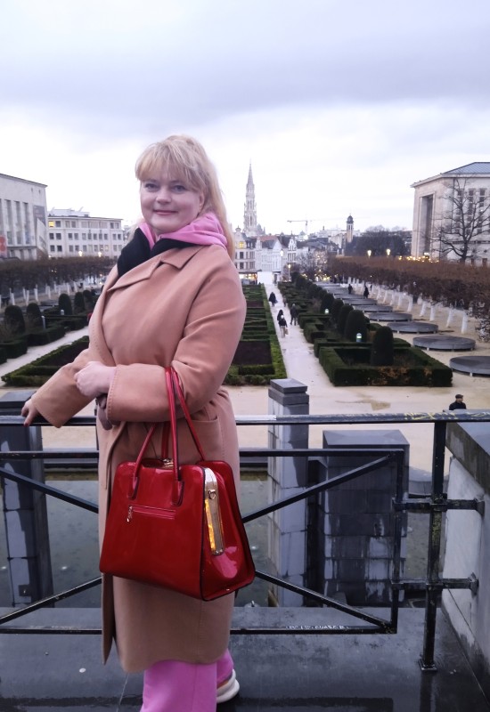 Natalia • 49 • Russia