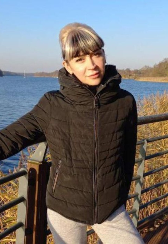 Oxana • 51 • Poland