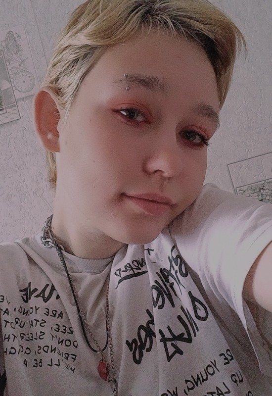 Anastasia • 21 • Russie