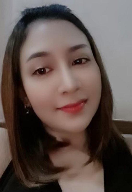 Viraluk • 41 • Thailand