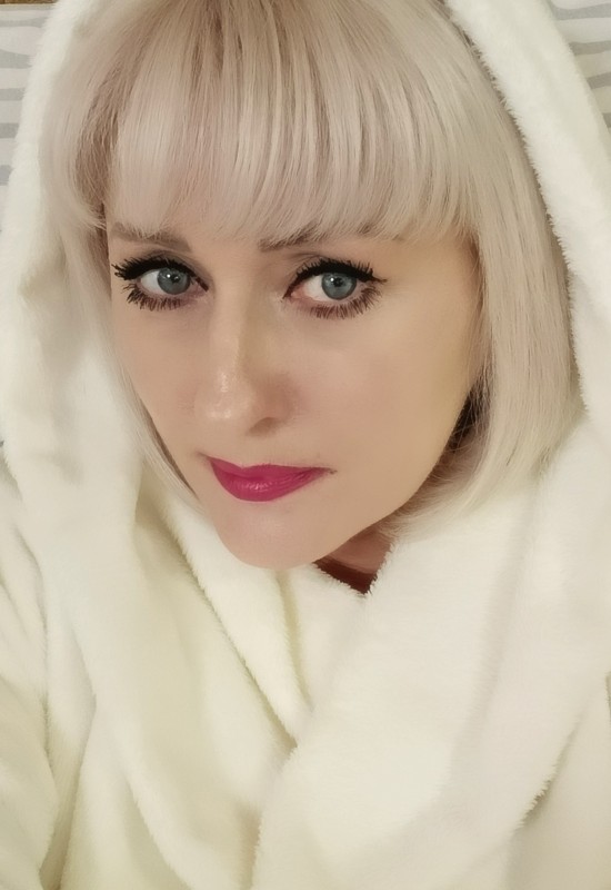 Natalia • 52 • Russie