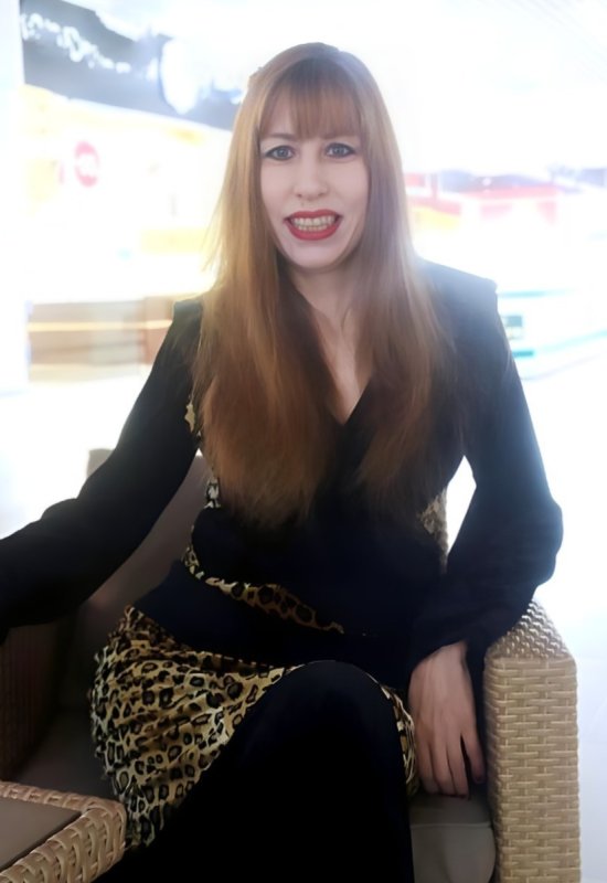 Irina • 47 • Germany