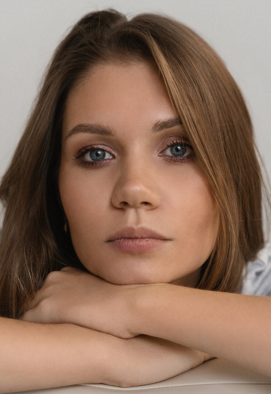 Polina • 27 • Russie