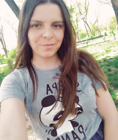 Tanya, 41
