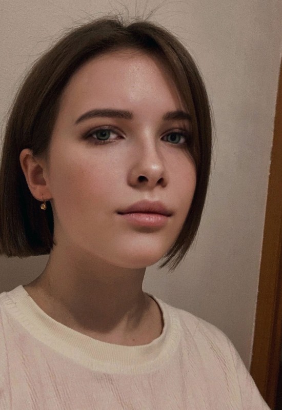 Ekaterina  • 23 • Russie