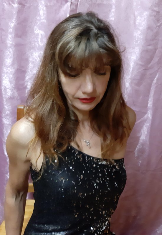Irina • 56 • Russie