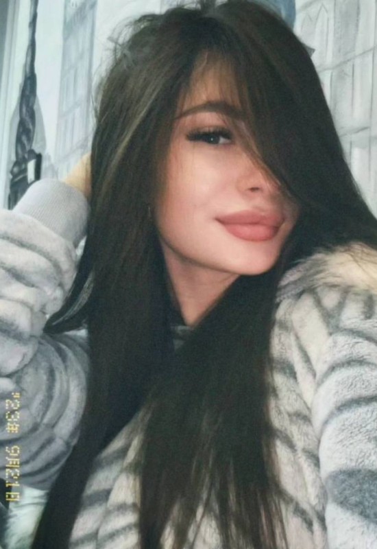 Anjelika • 31 • Russia