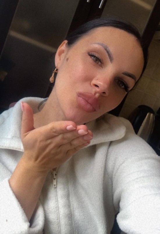 Kristina  • 34 • Украина