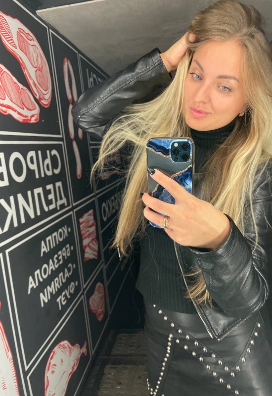 Jen  • 37 • Росія