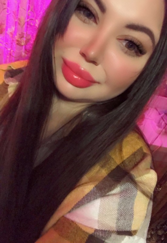 Maria • 27 • Russie