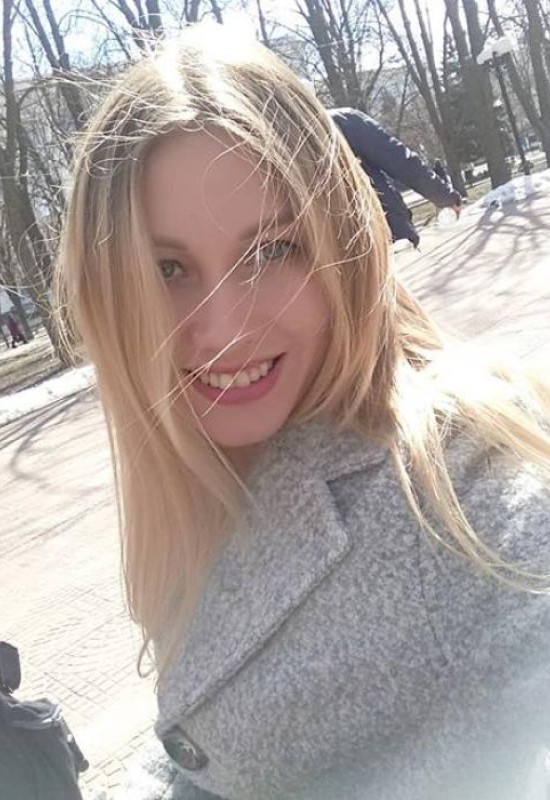 Yana • 40 • Україна