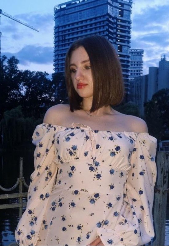 Al • 22 • Украина