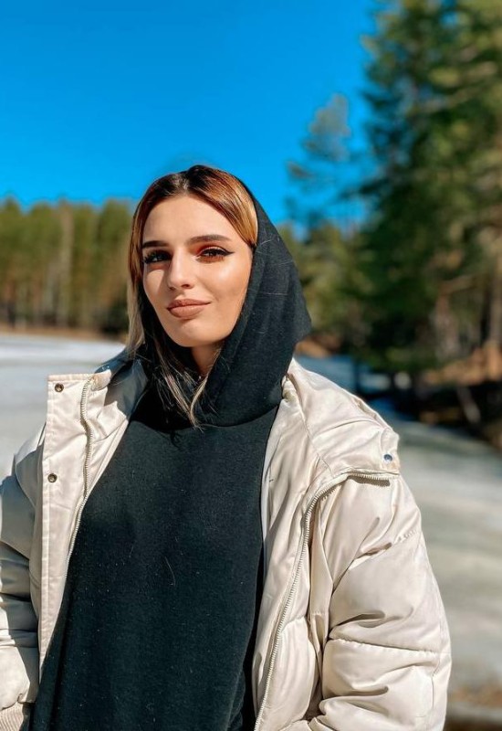 Sofia • 32 • Etats-Unis