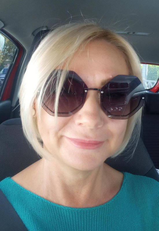 Natalya • 60 • Russie
