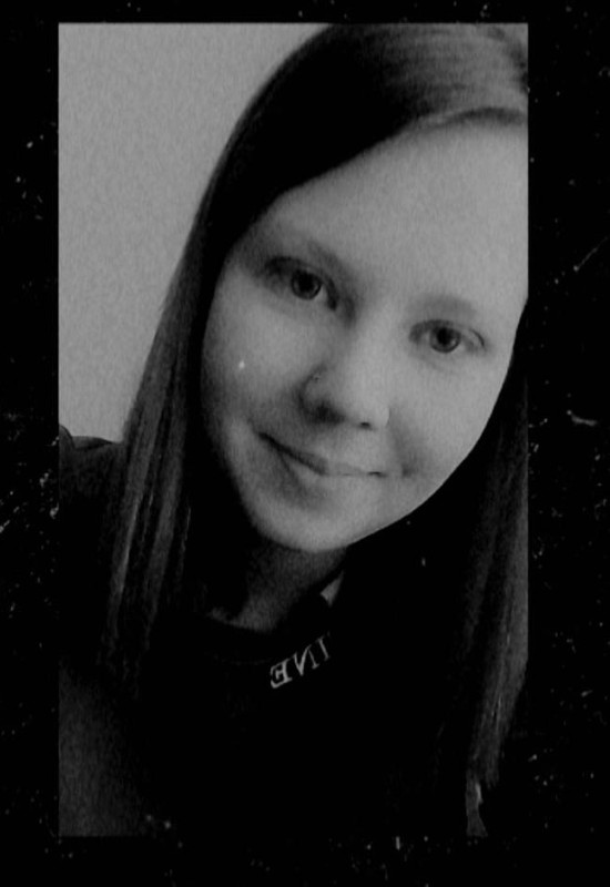 Alina • 35 • Russia