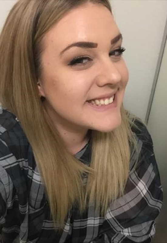 Janet • 37 • France