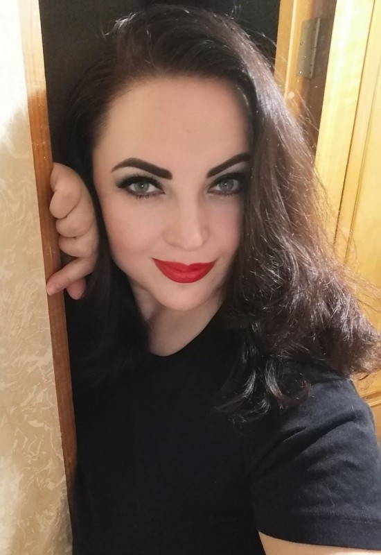 Nadezhda • 50 • Russia