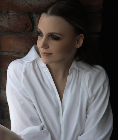 Elena, 41