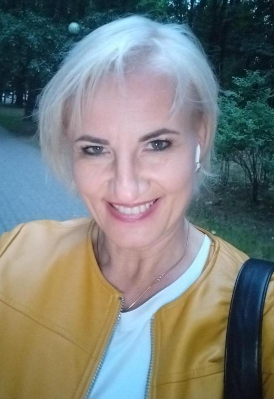 Oxana • 56 • Belarus