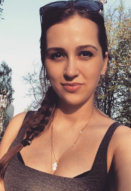 Inna • 36 • Ukraine 🇺🇦