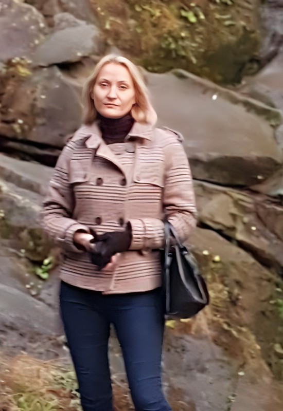 Lana • 47 • Україна