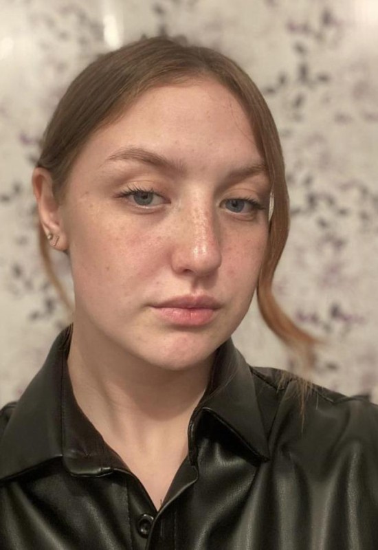 Anna • 22 • Russia