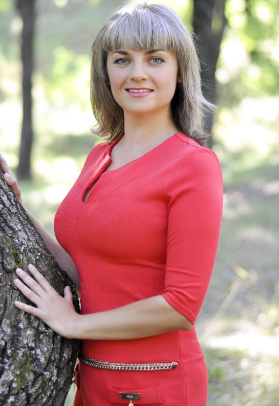 Lesya • 45 • Ukraine