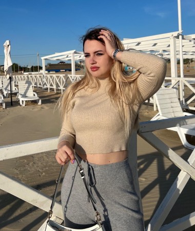 Milena, 24