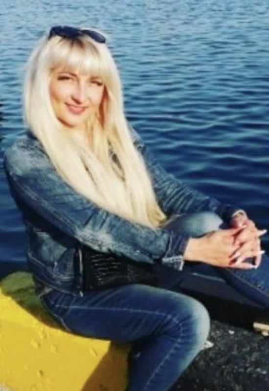 Olga • 43 • Ukraine