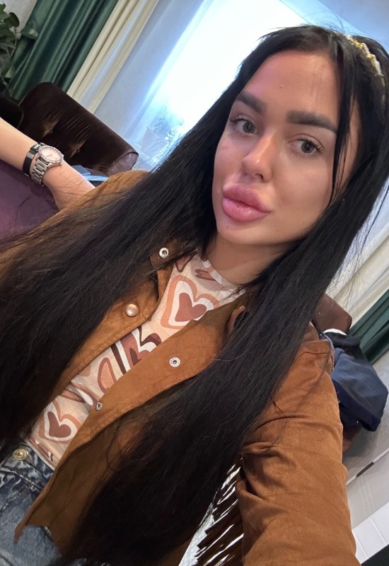 Daria • 28 • Russie