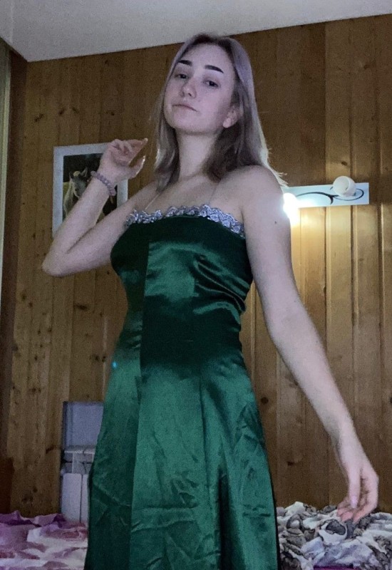 Anastasia • 25 • Украина