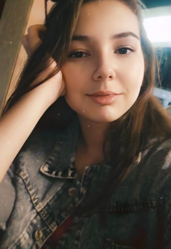 Lika • 22 • Russie