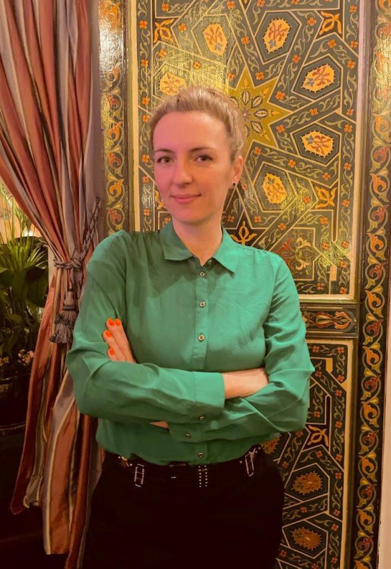 Marina • 42 • Russia